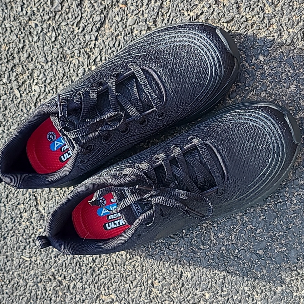 Sketchers air cooled memory foam ultra go work black shoes